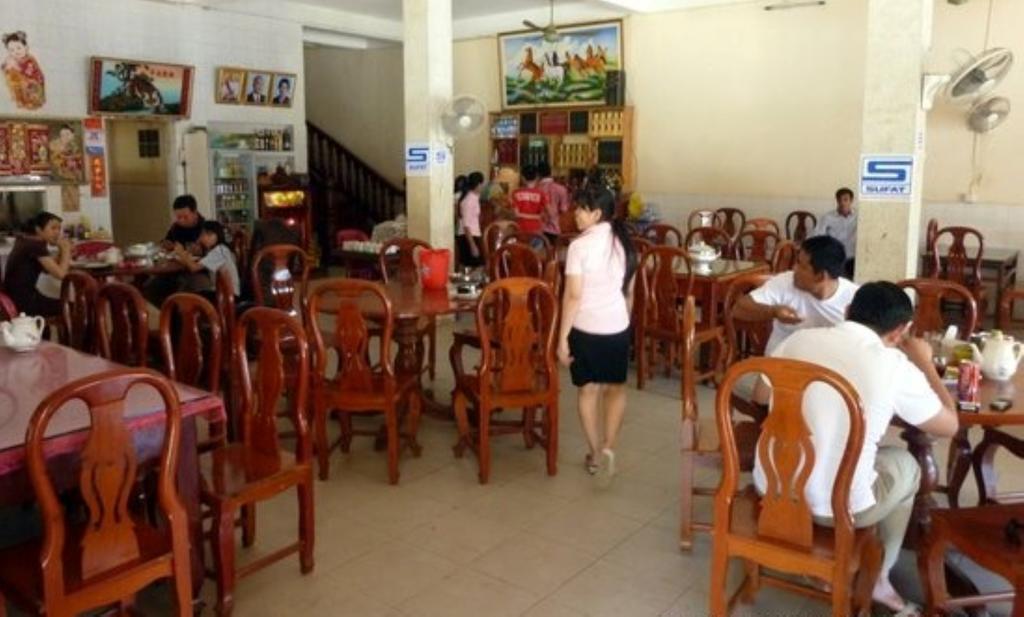 Mittapheap Hotel Kampot Kültér fotó
