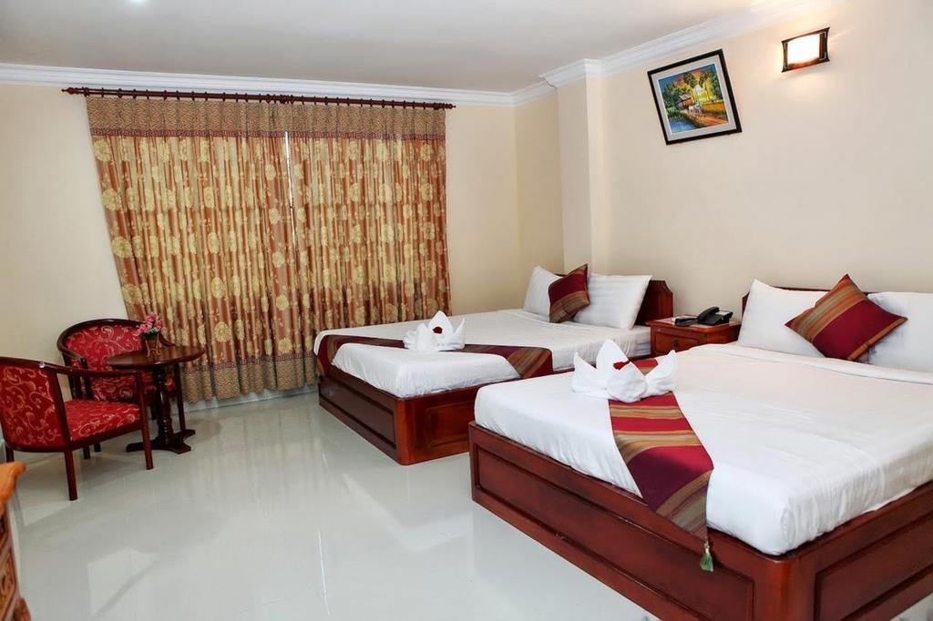 Mittapheap Hotel Kampot Szoba fotó